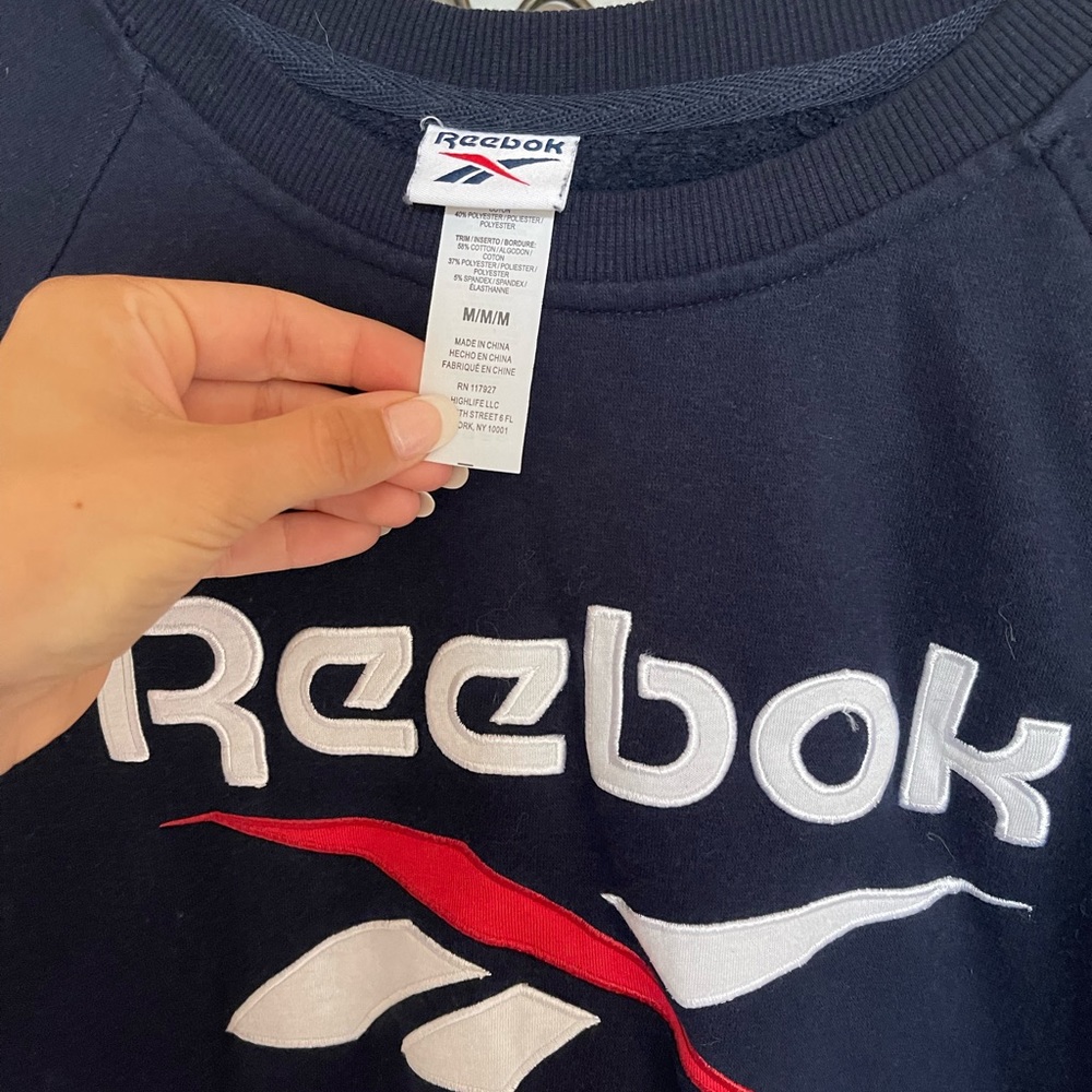 Reebok Crew Neck - Picture 2 of 3